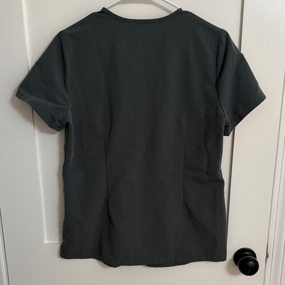 Figs Women's Gray V-Neck Short Sleeve Top - Picture 3 of 3